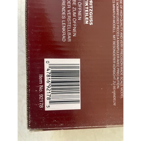 Lot of 2 Road Signature 1:18 Diecast 1969 Plymouth Barracuda & 1941 Willys Coupe - Picture 9 of 10